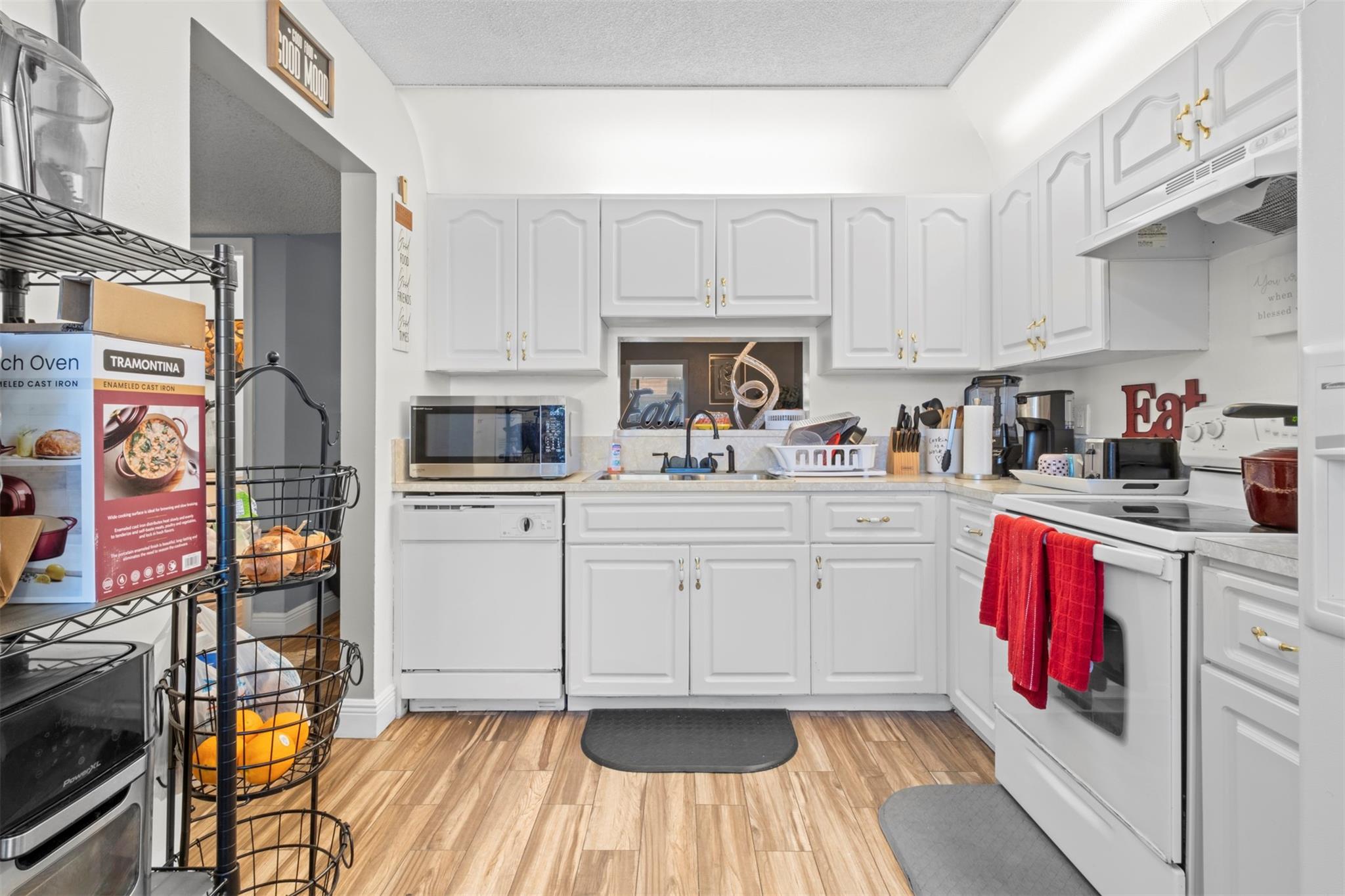 Royale Gardens - Residential