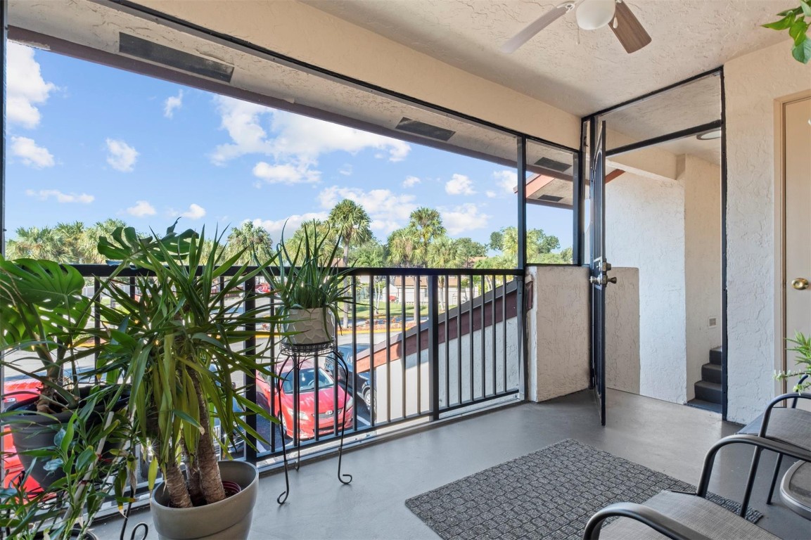 Royale Gardens - Residential