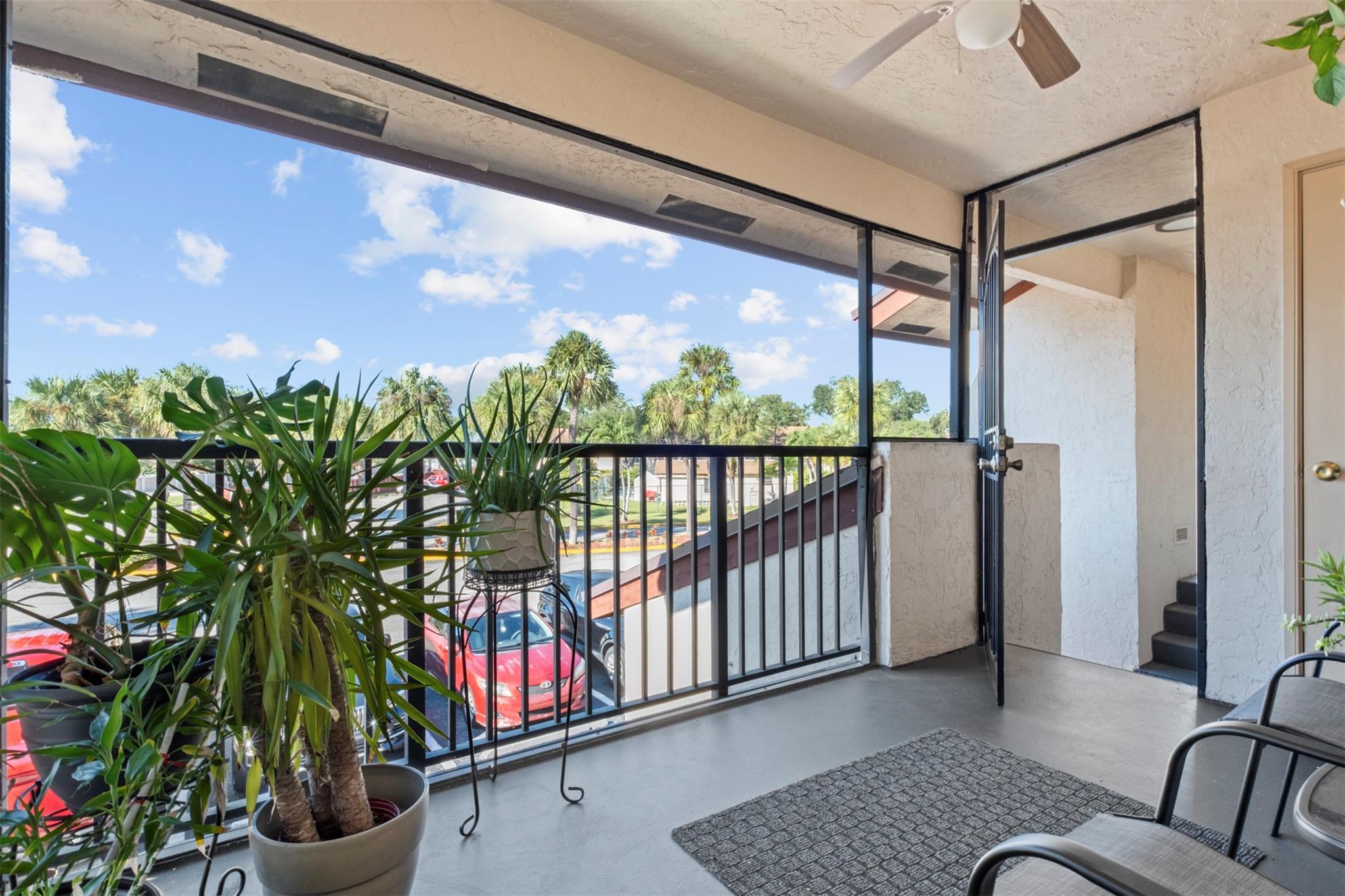 Royale Gardens - Residential