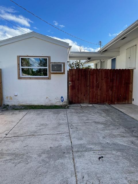 A home in Lake Worth Beach