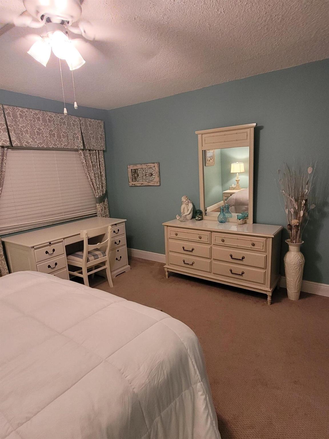 BEACON 21 CONDO - Residential Lease