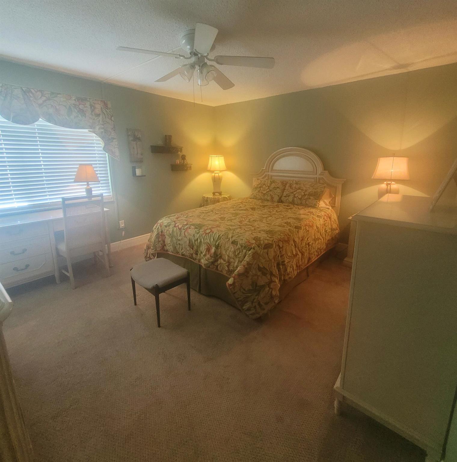 BEACON 21 CONDO - Residential Lease
