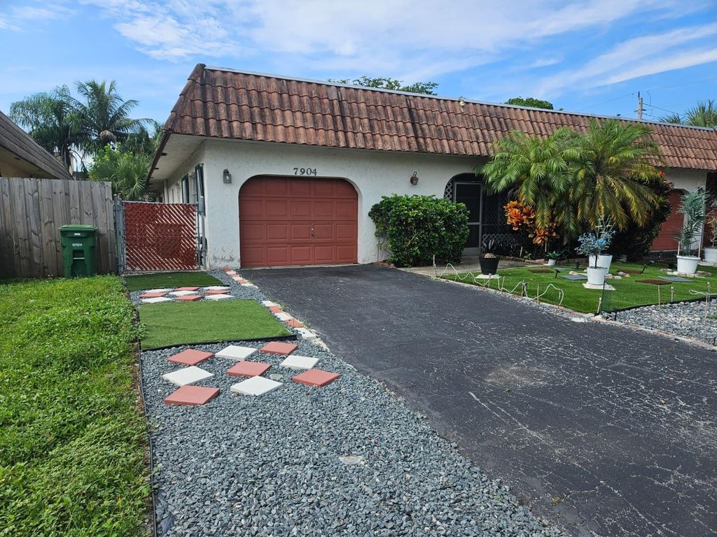 Photo of 7904 NW 70th Court, Tamarac, FL 33321 (MLS # F10525486)