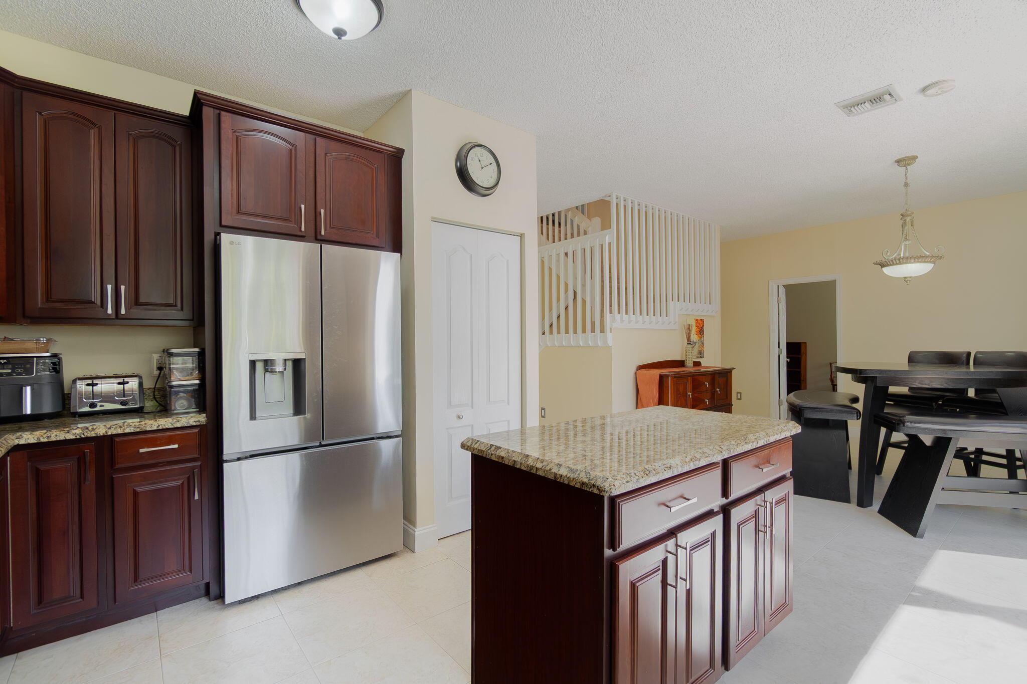 10421 Buena Ventura Drive