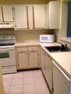 PALM GREENS - Residential Lease