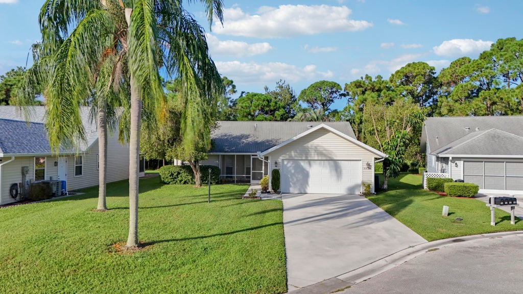 Photo of 6625 SE WIGEON Court, Stuart, FL 34997 (MLS # B26078279)