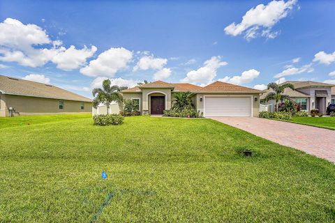 A home in Port St Lucie