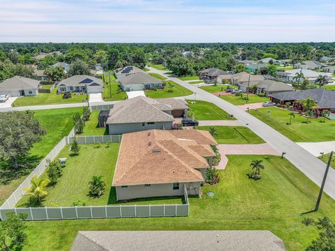 A home in Port St Lucie