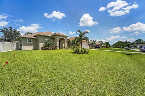 A home in Port St Lucie