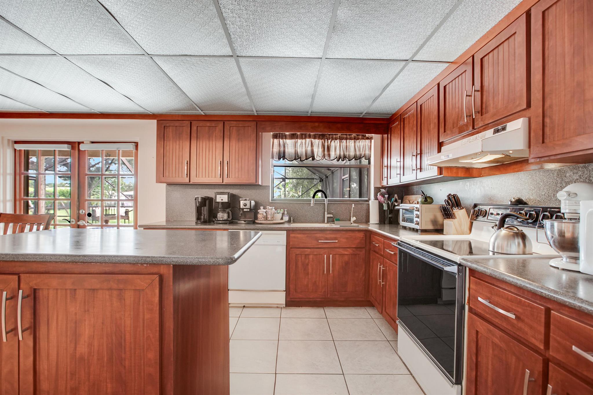 8896 NW 21st Street