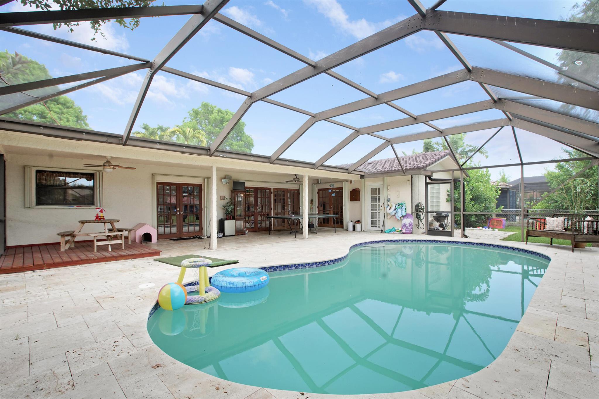 8896 NW 21st Street