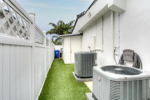 Tiny photo for 931 NE 23RD Terrace, Pompano Beach, FL 33062 (MLS # B26079820)