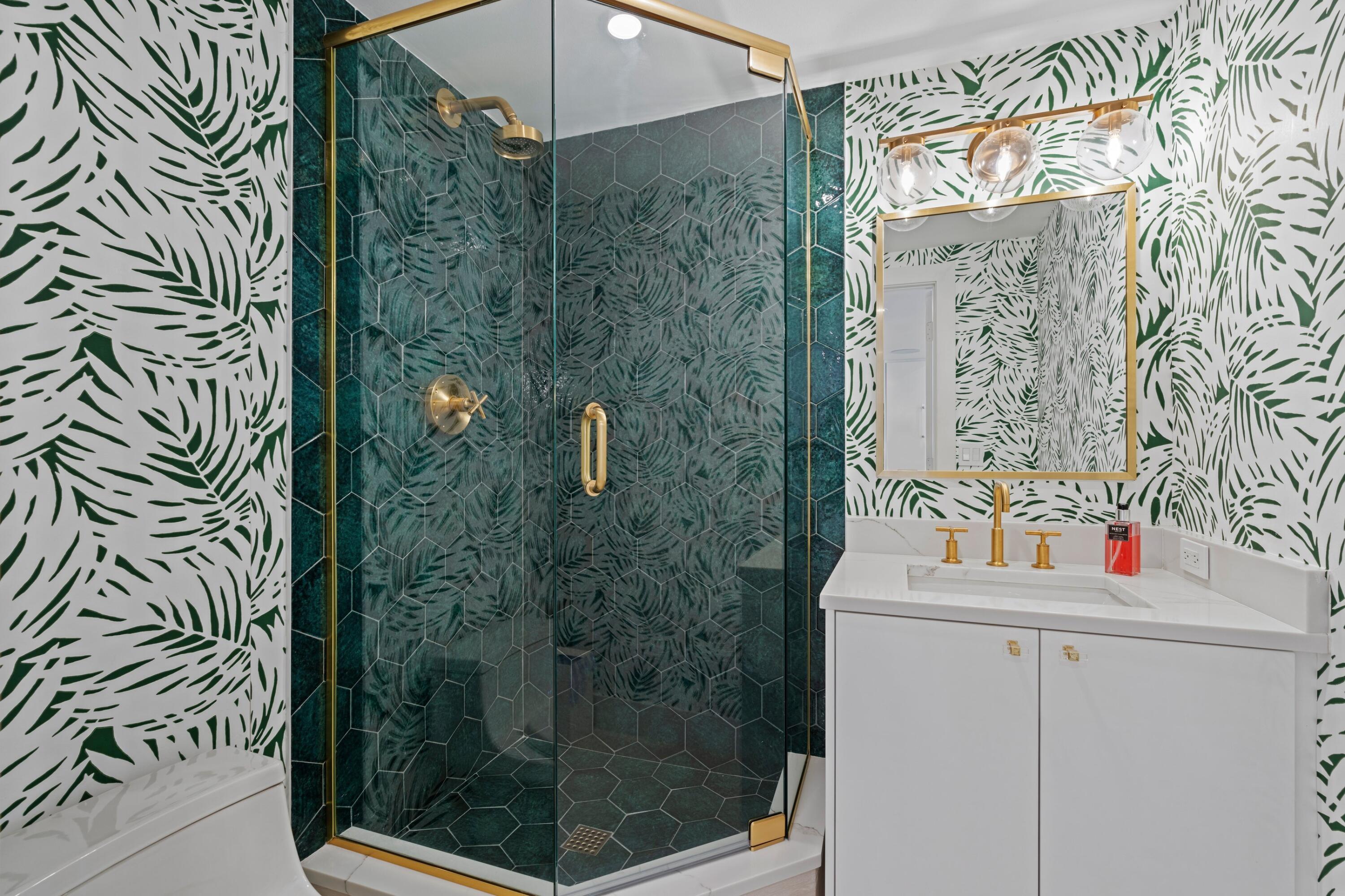 COVE COND - Residential