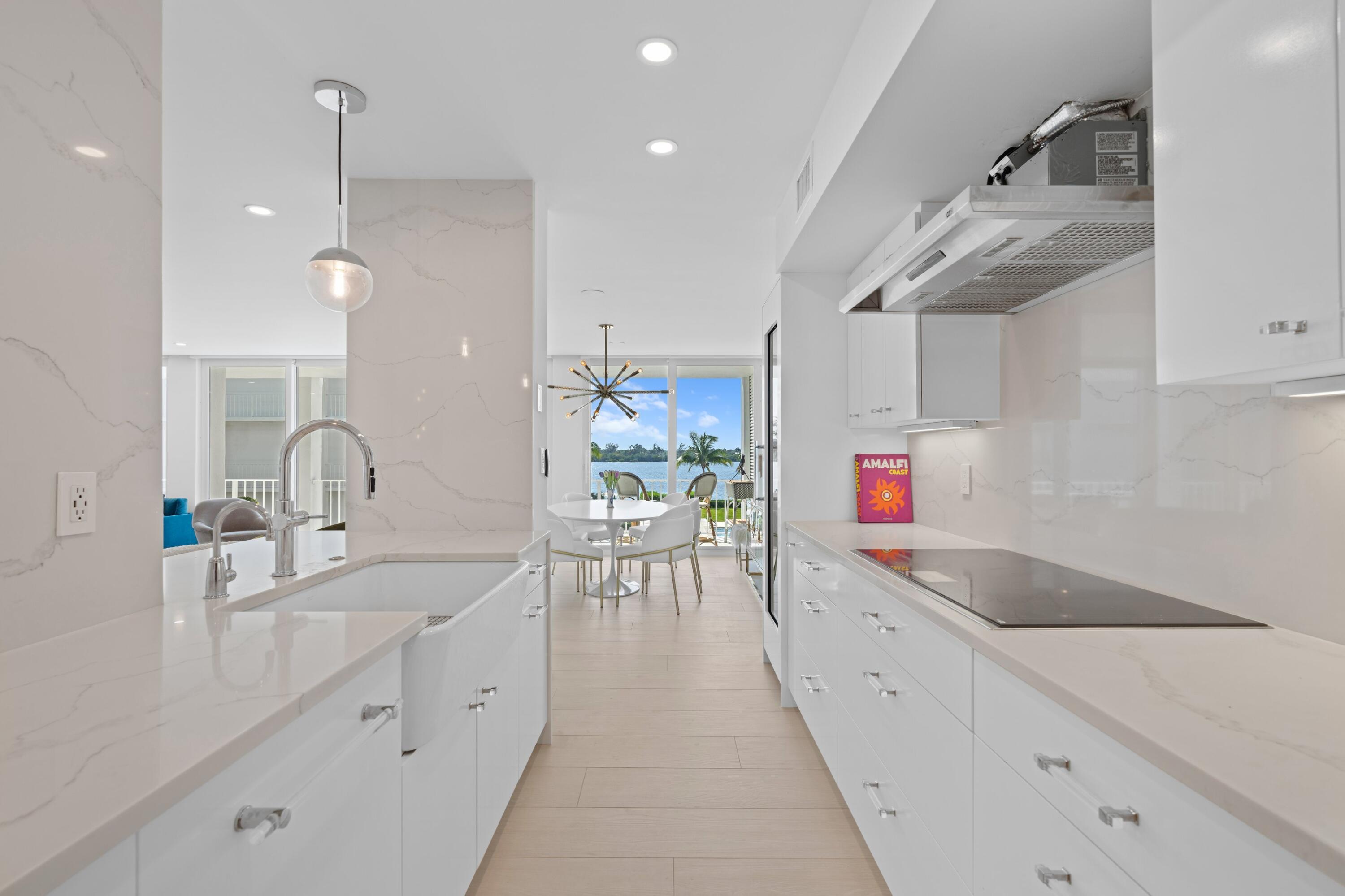 COVE COND - Residential