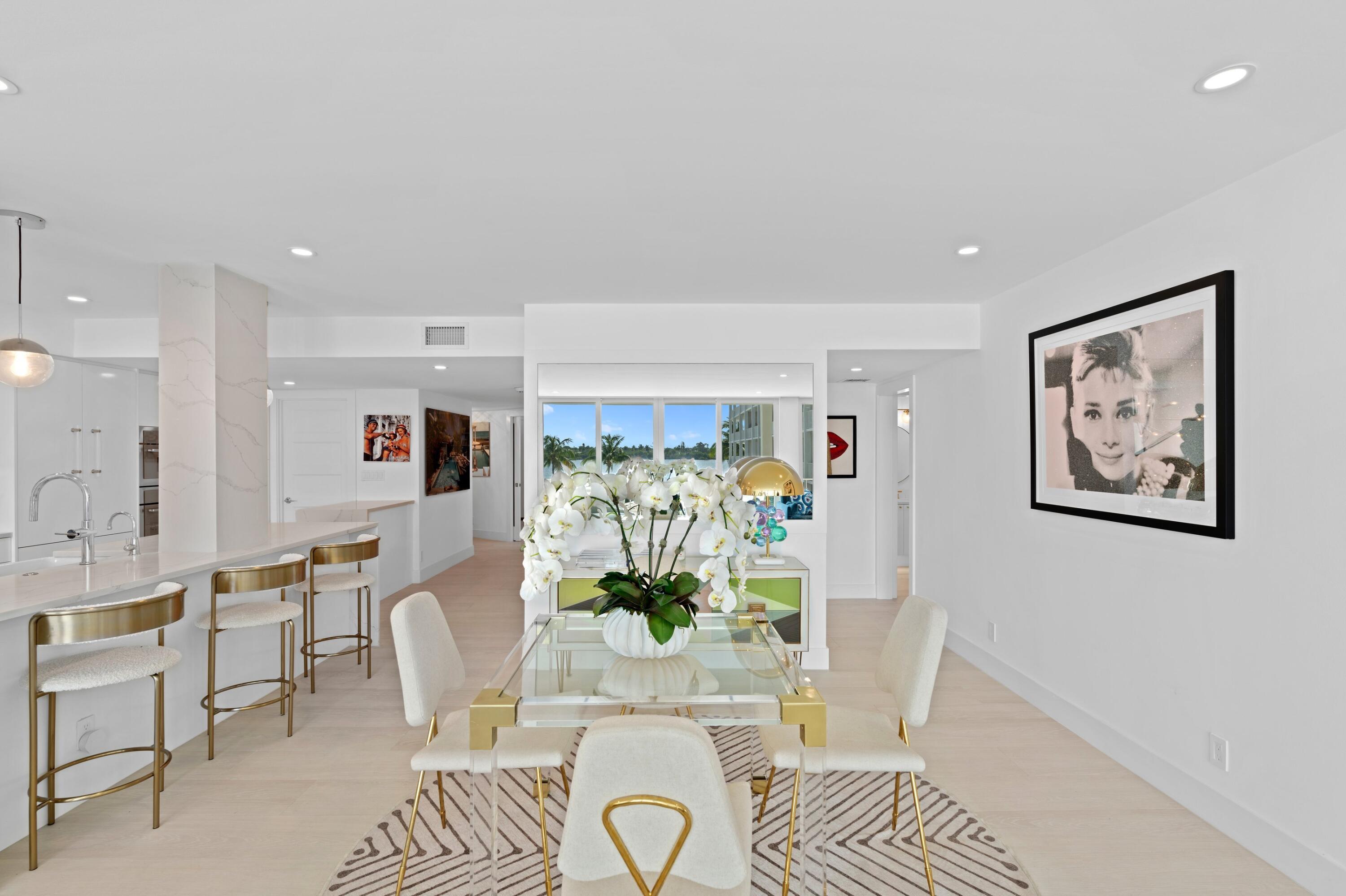 COVE COND - Residential