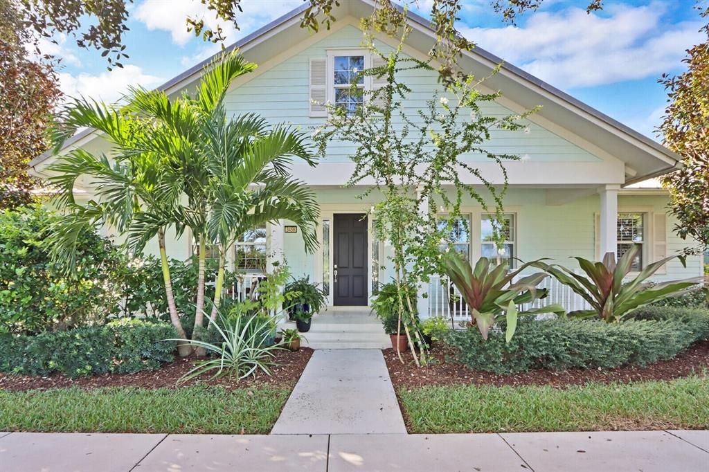 Photo of 3458 W Mallory Boulevard, Jupiter, FL 33458 (MLS # R10761171)