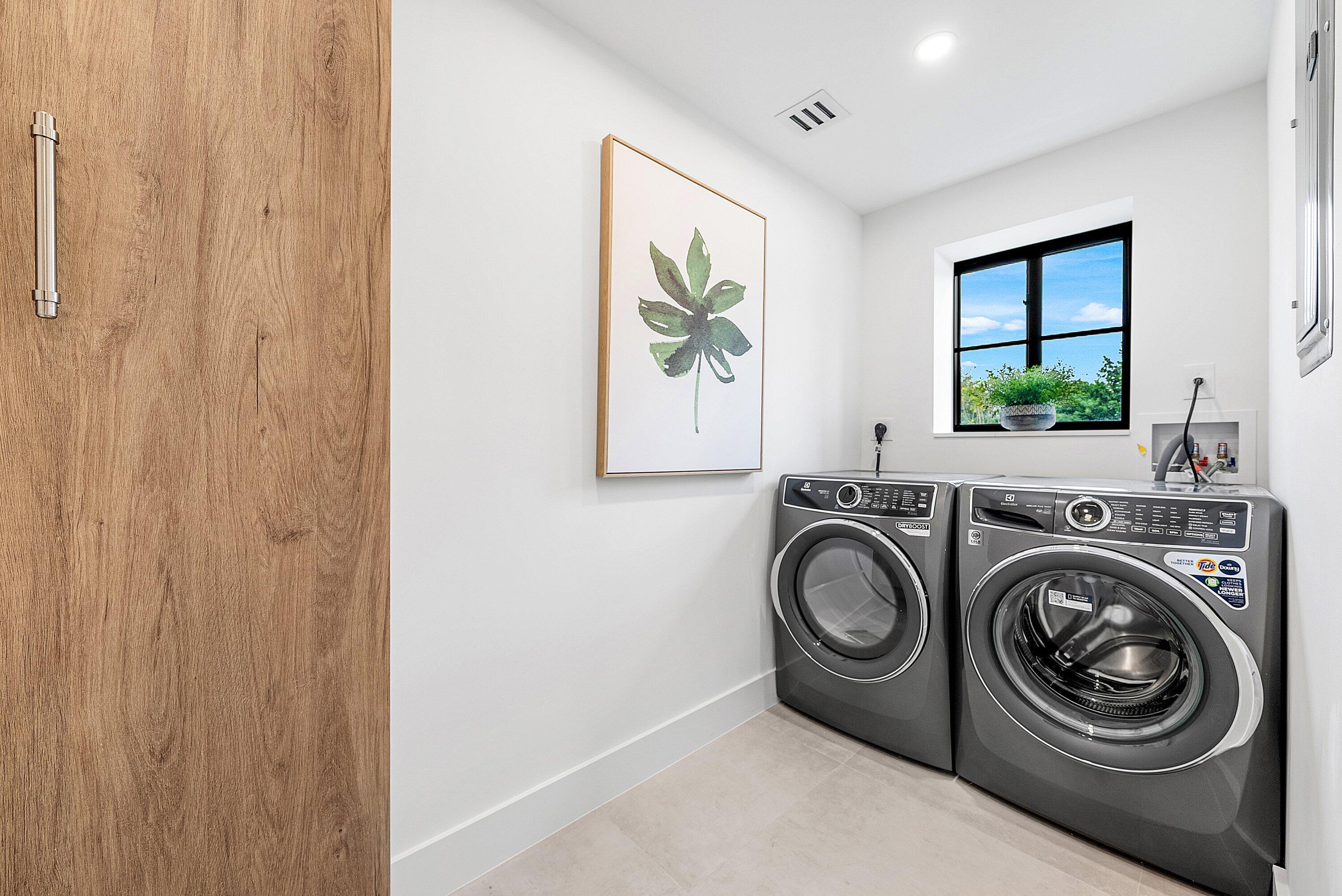 CONFERENCE RIDGE - Residential