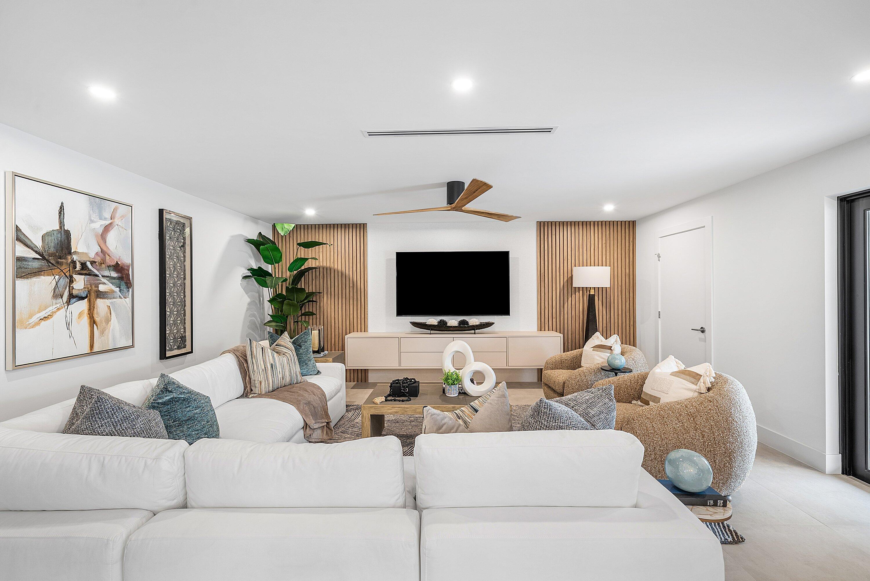 CONFERENCE RIDGE - Residential