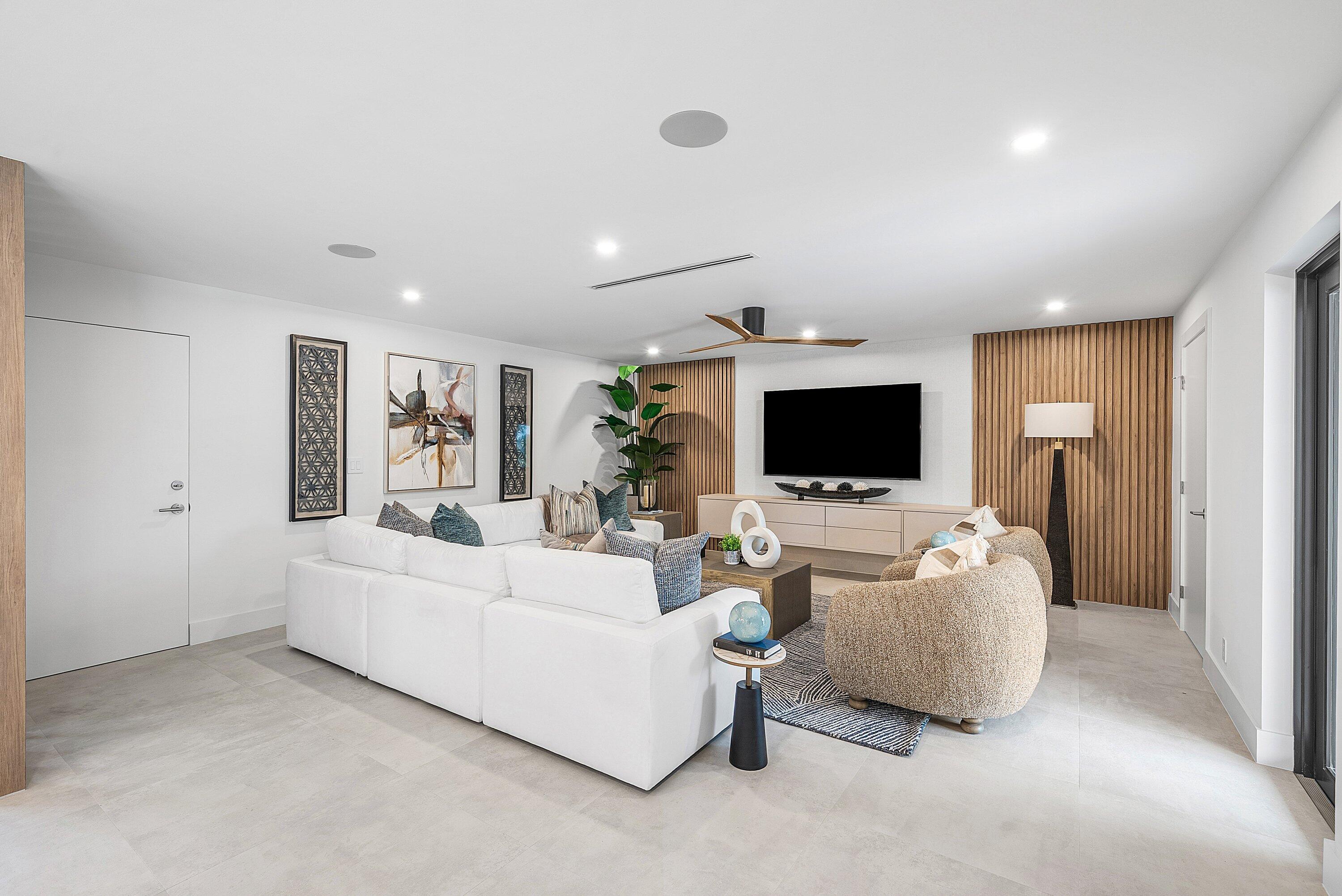 CONFERENCE RIDGE - Residential