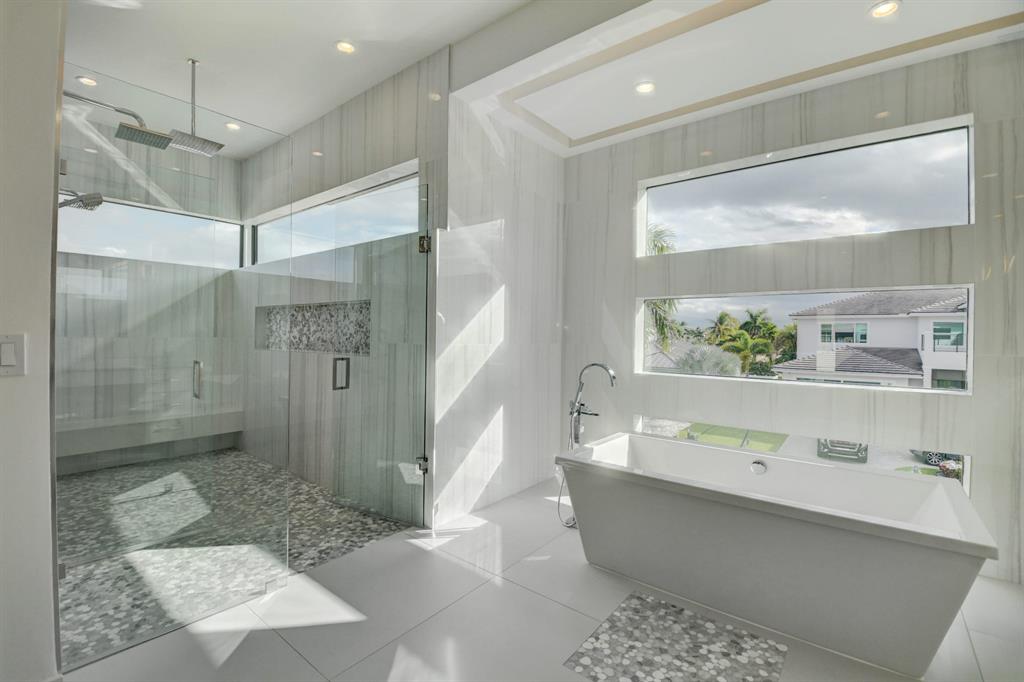 BOCA VILLAS - Residential