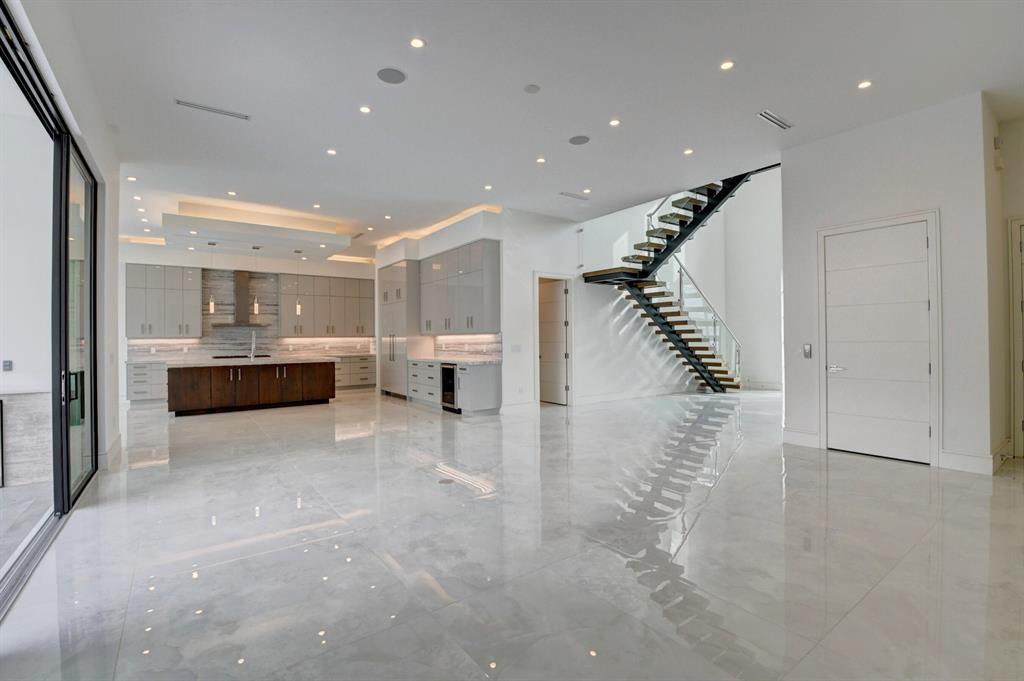 BOCA VILLAS - Residential