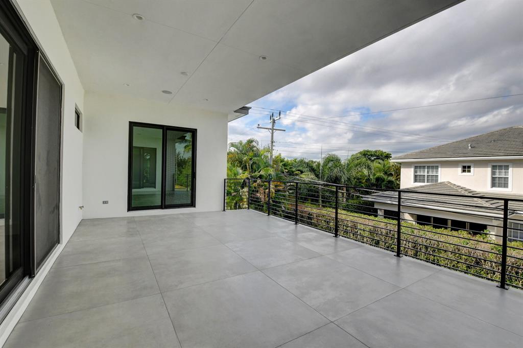 BOCA VILLAS - Residential