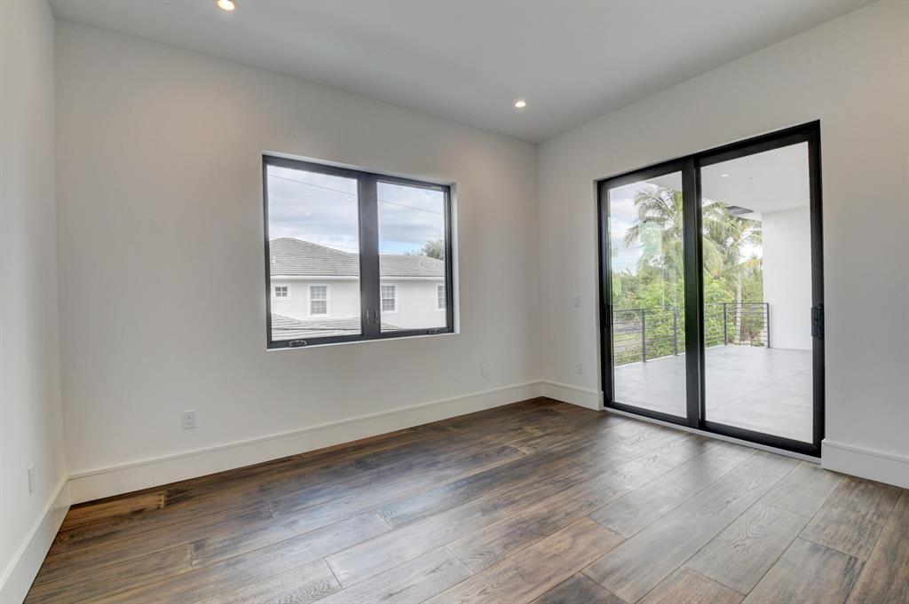 BOCA VILLAS - Residential