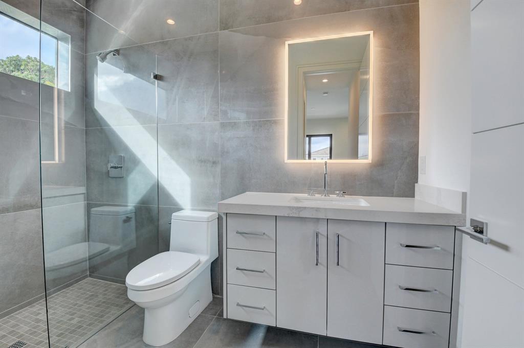 BOCA VILLAS - Residential