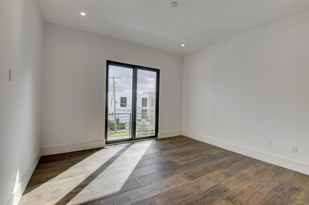 BOCA VILLAS - Residential