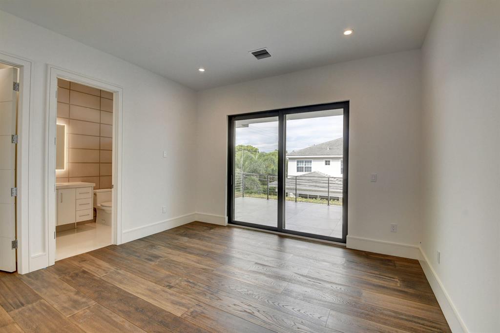 BOCA VILLAS - Residential