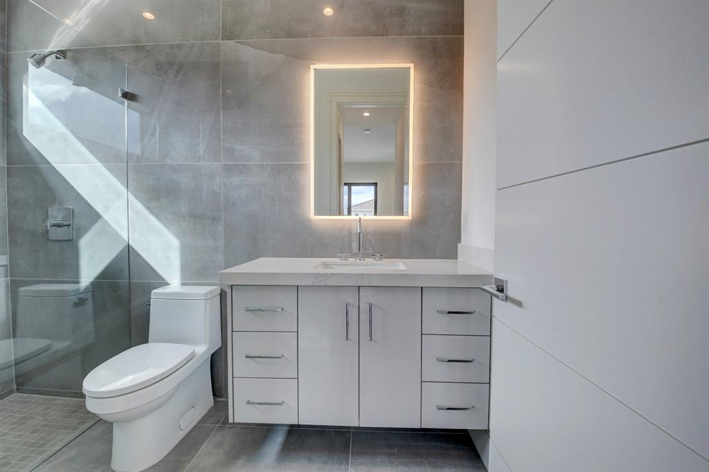 BOCA VILLAS - Residential