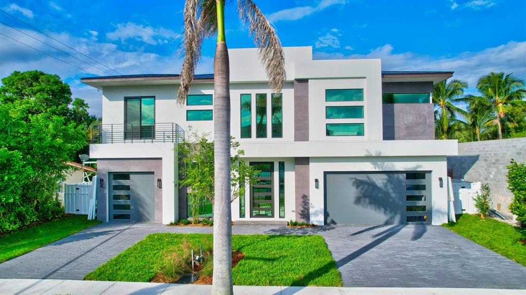 BOCA VILLAS - Residential