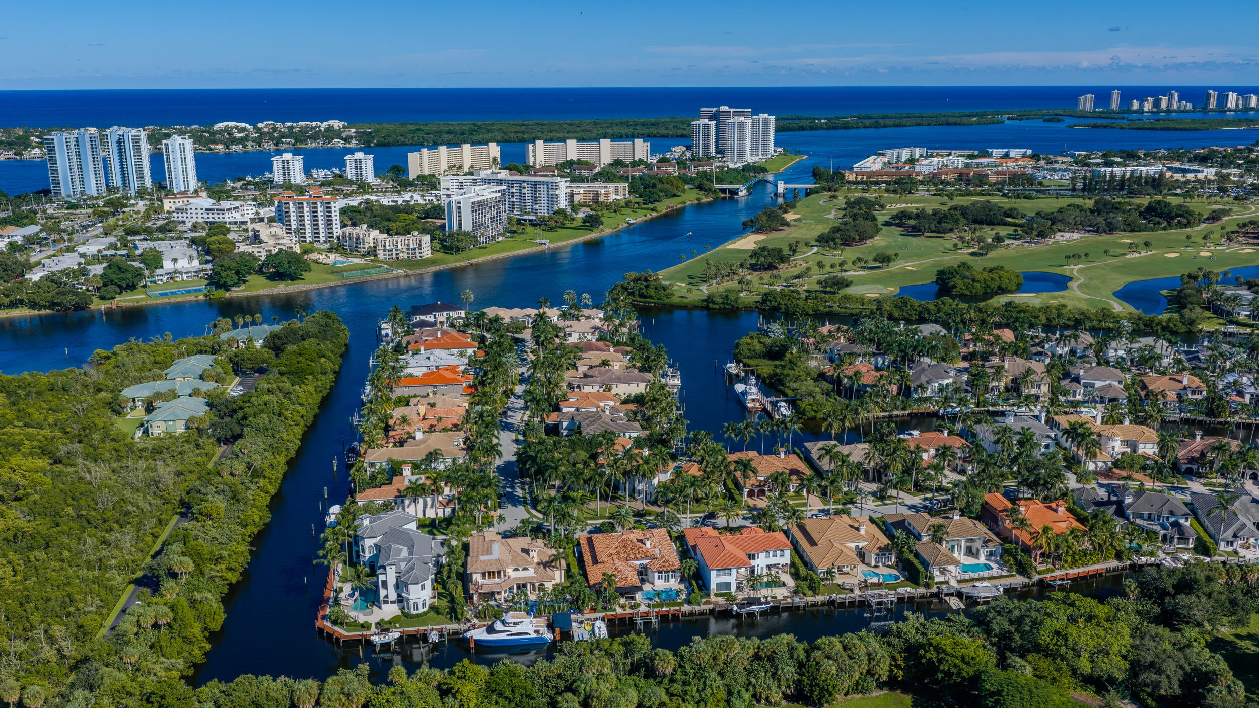 817 Harbour Isles Place