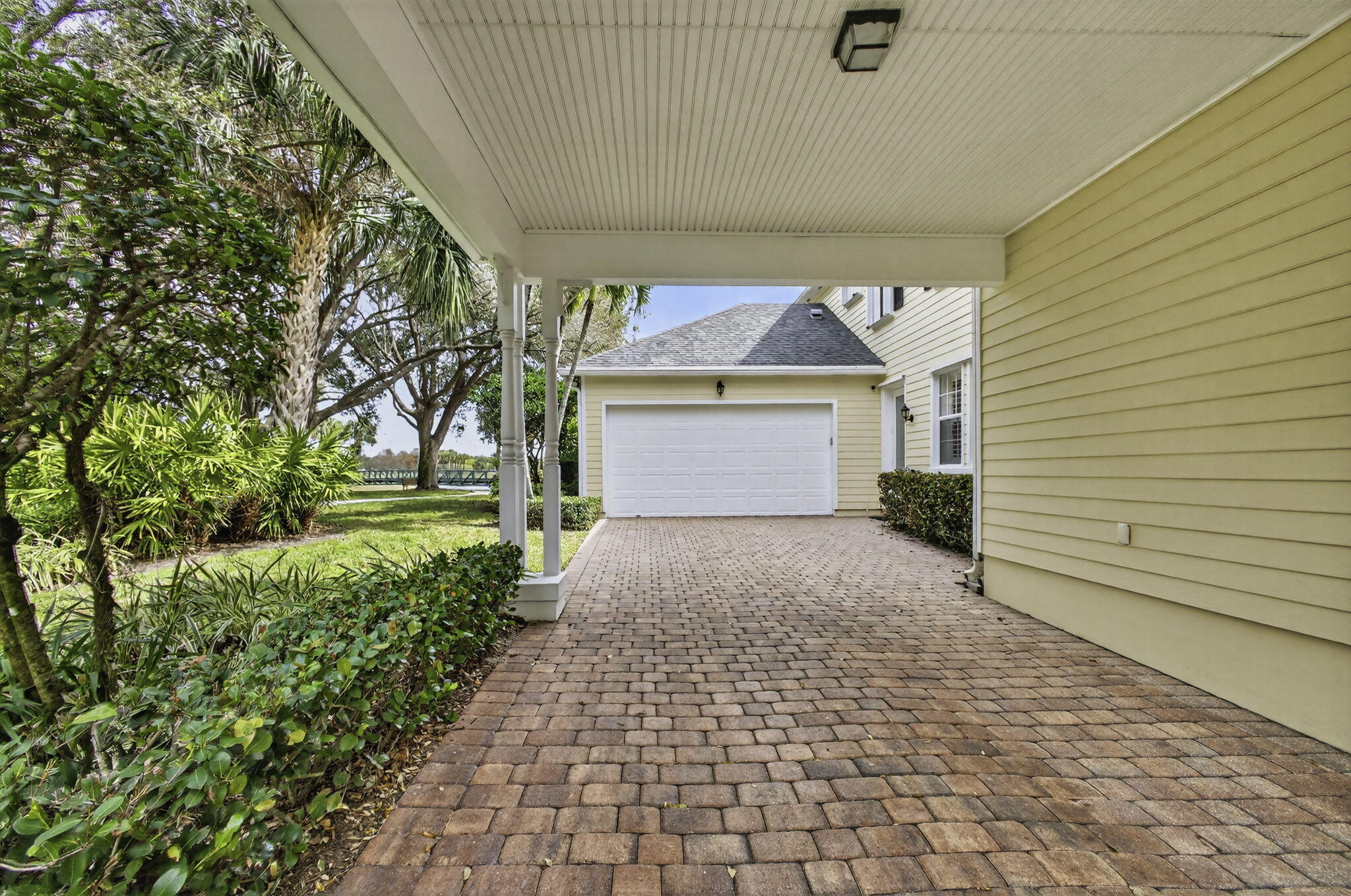 ISLAND AT ABACOA - Residential