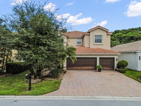 Photo of 7316 Viale Sonata, Lake Worth, FL 33467 (MLS # B26090918)