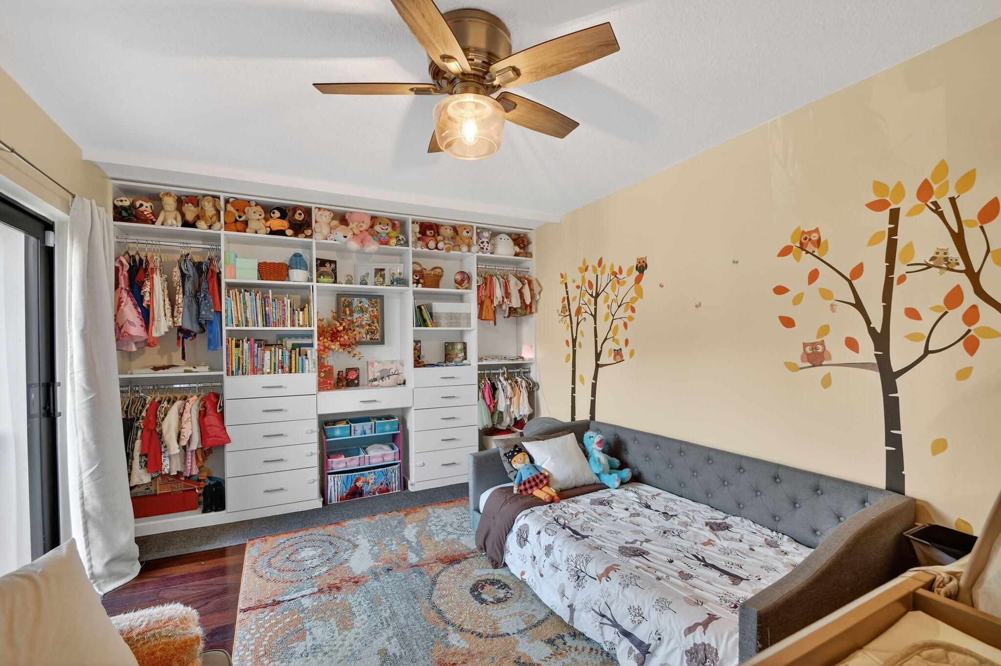 SHERWOOD LAKES - Residential