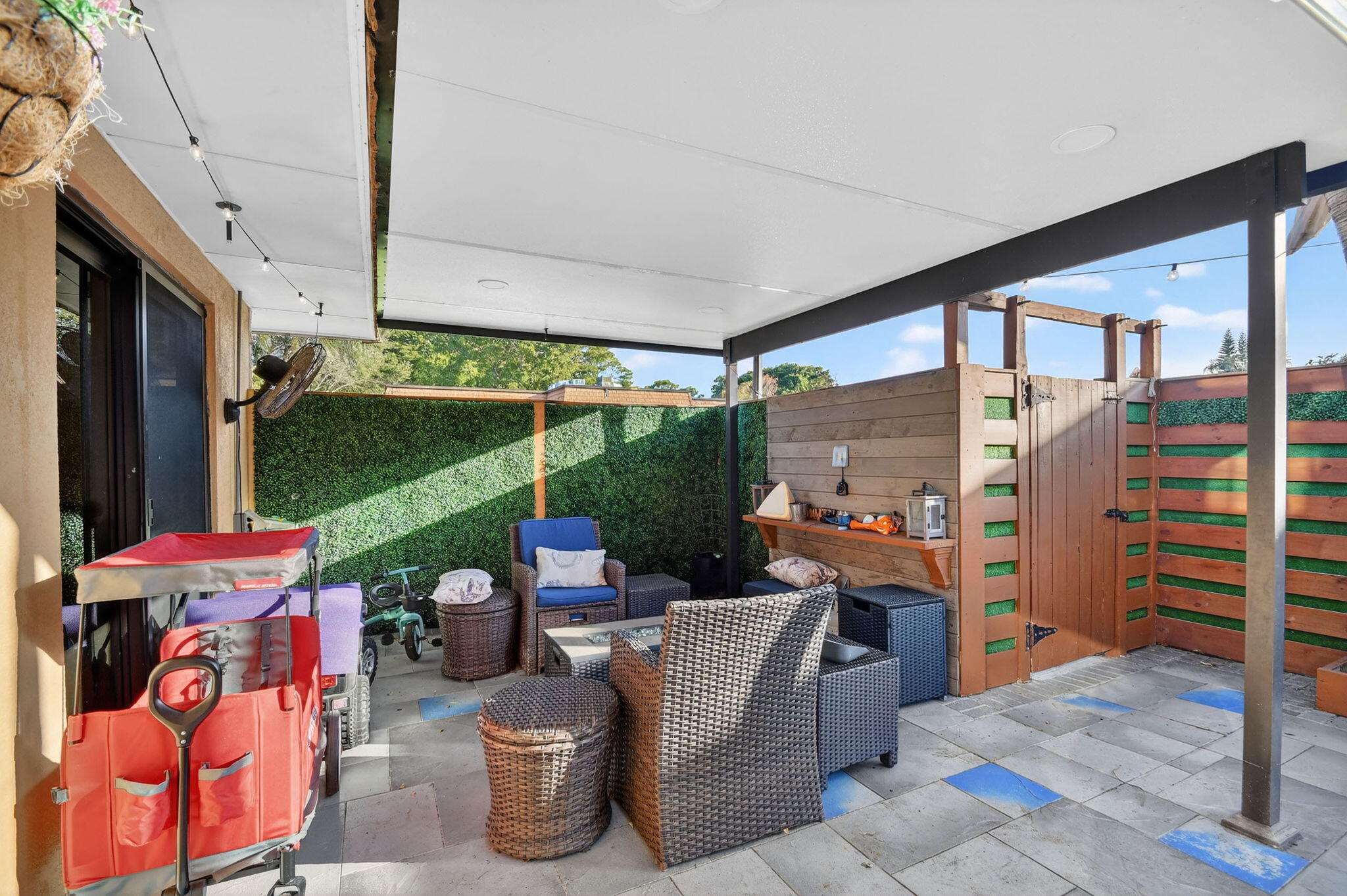 SHERWOOD LAKES - Residential