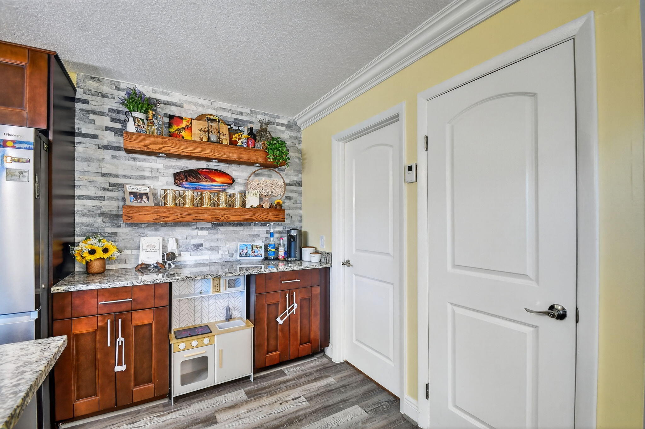 SHERWOOD LAKES - Residential