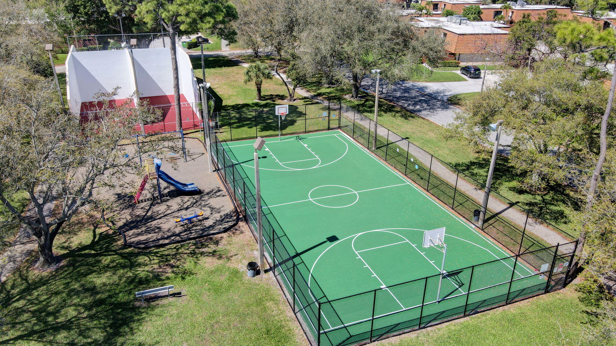 SHERWOOD LAKES - Residential