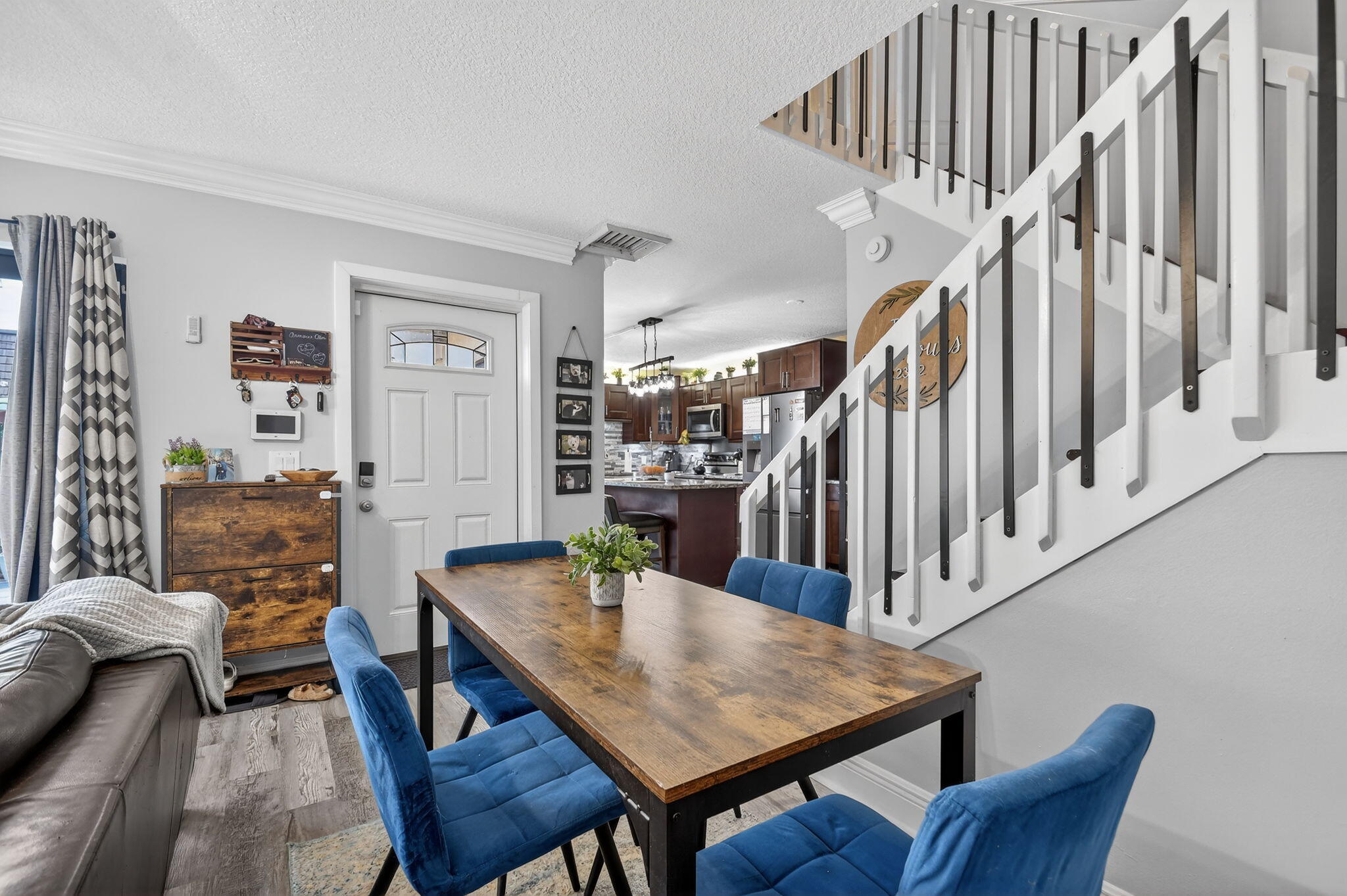 SHERWOOD LAKES - Residential