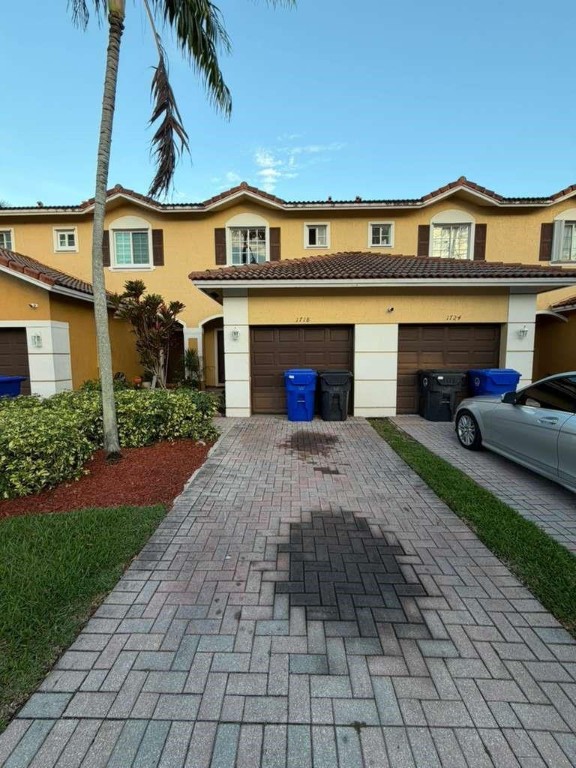 MEDITERANIA - Residential