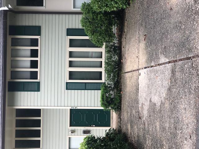 Photo 2 of 31 of 1904 Miccosukee Road 25 townhome
