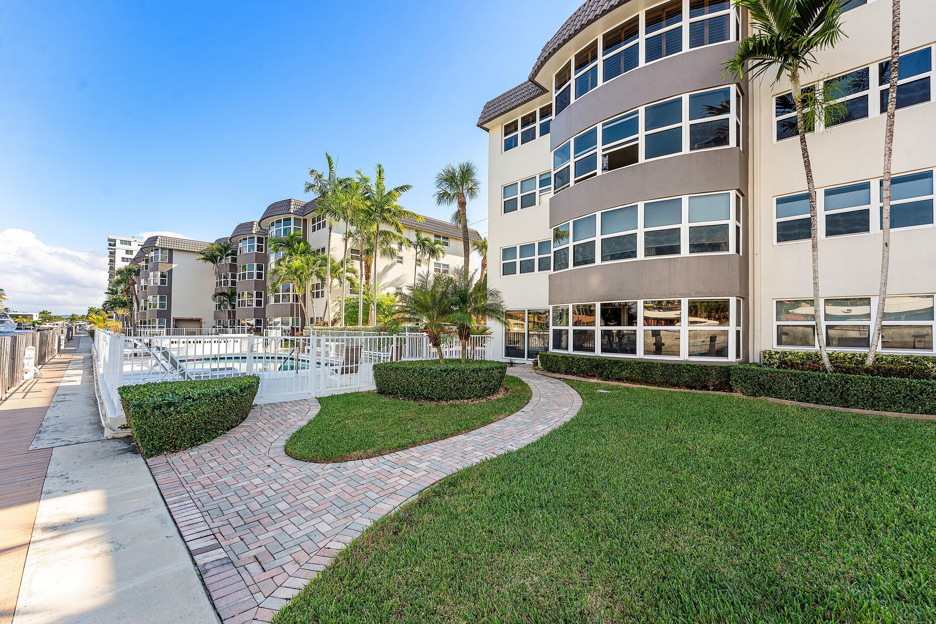 HERITAGE LANDINGS CONDO - Residential