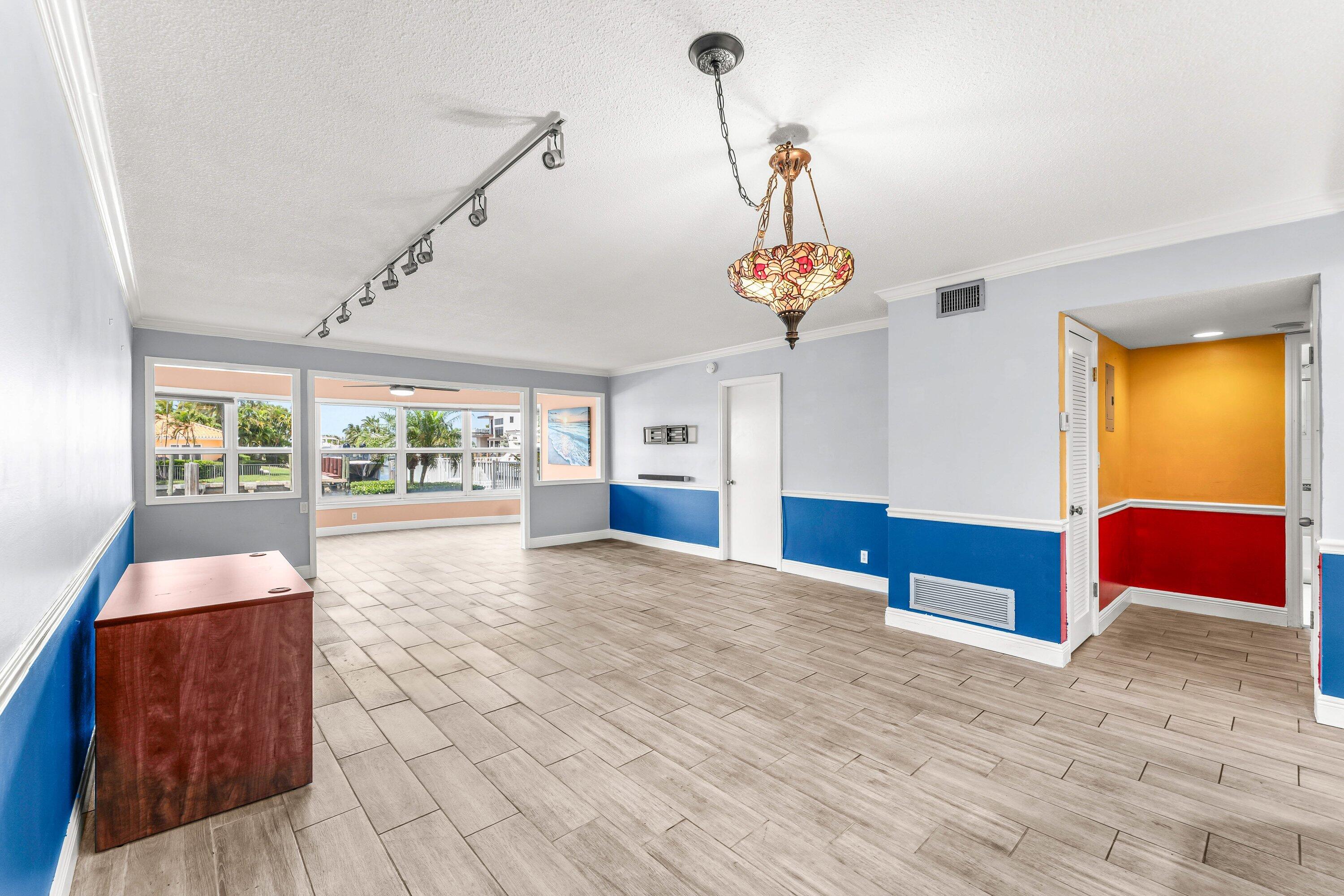 HERITAGE LANDINGS CONDO - Residential