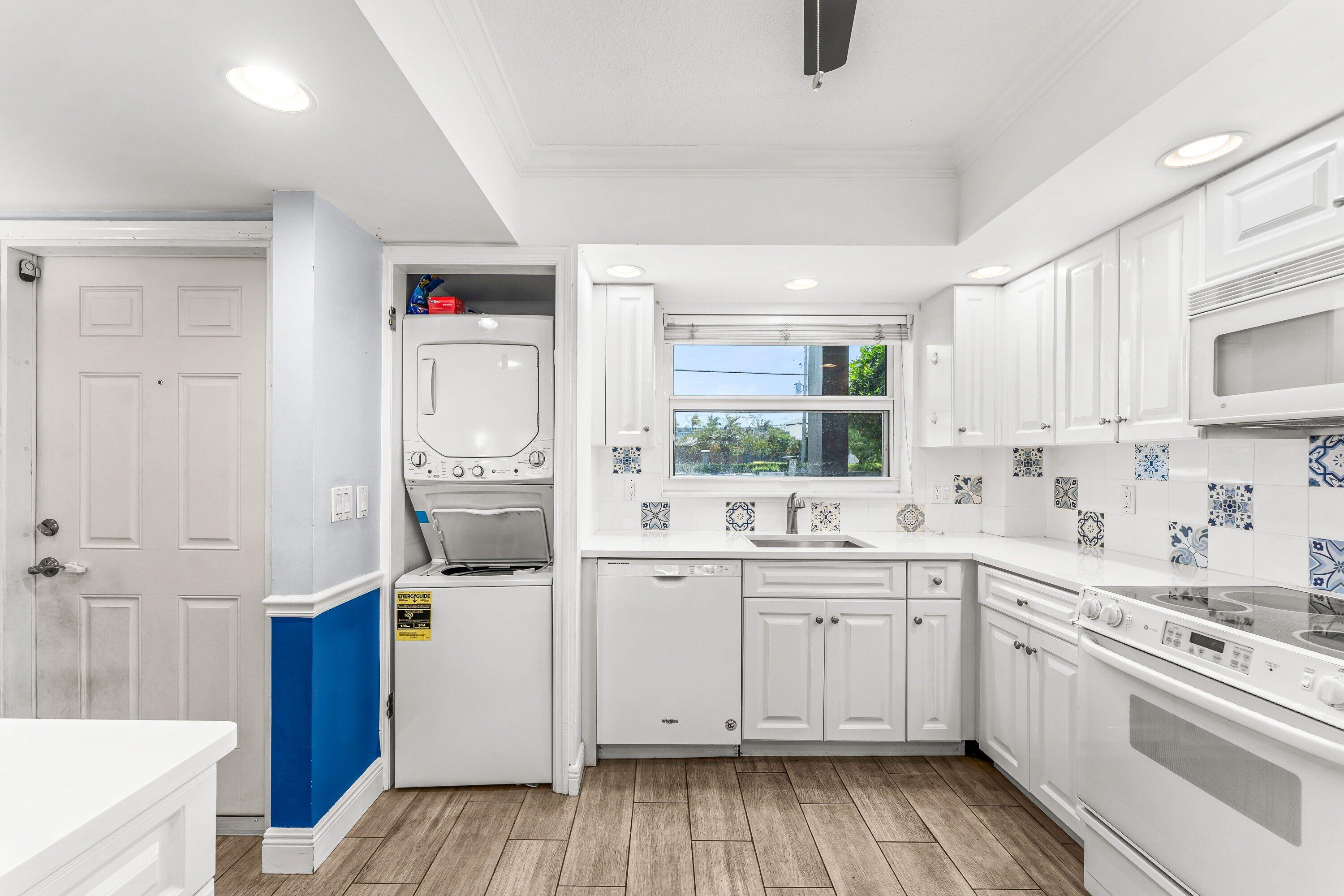 HERITAGE LANDINGS CONDO - Residential