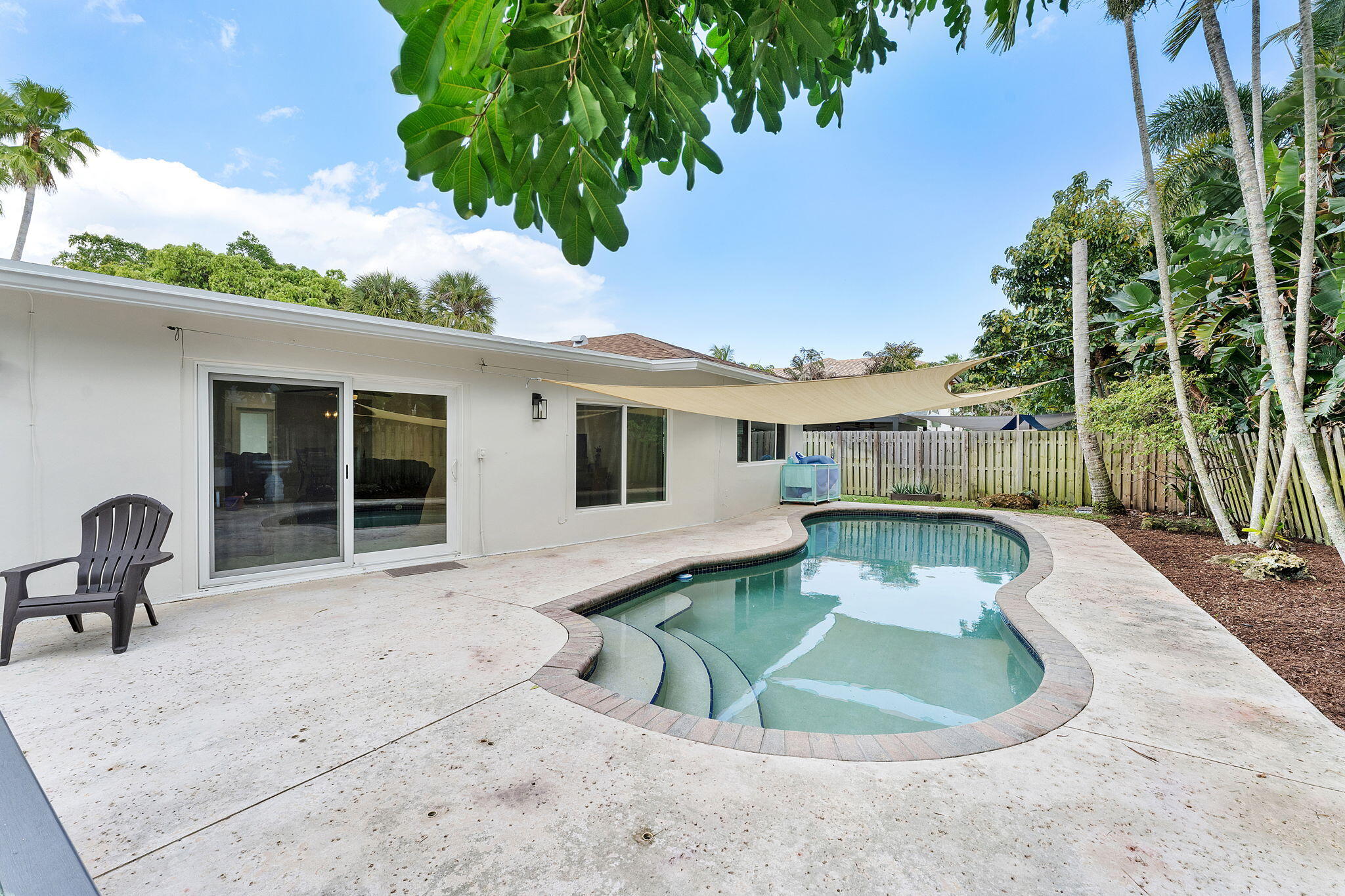 TUNISON PALMS SEC 1 - Residential