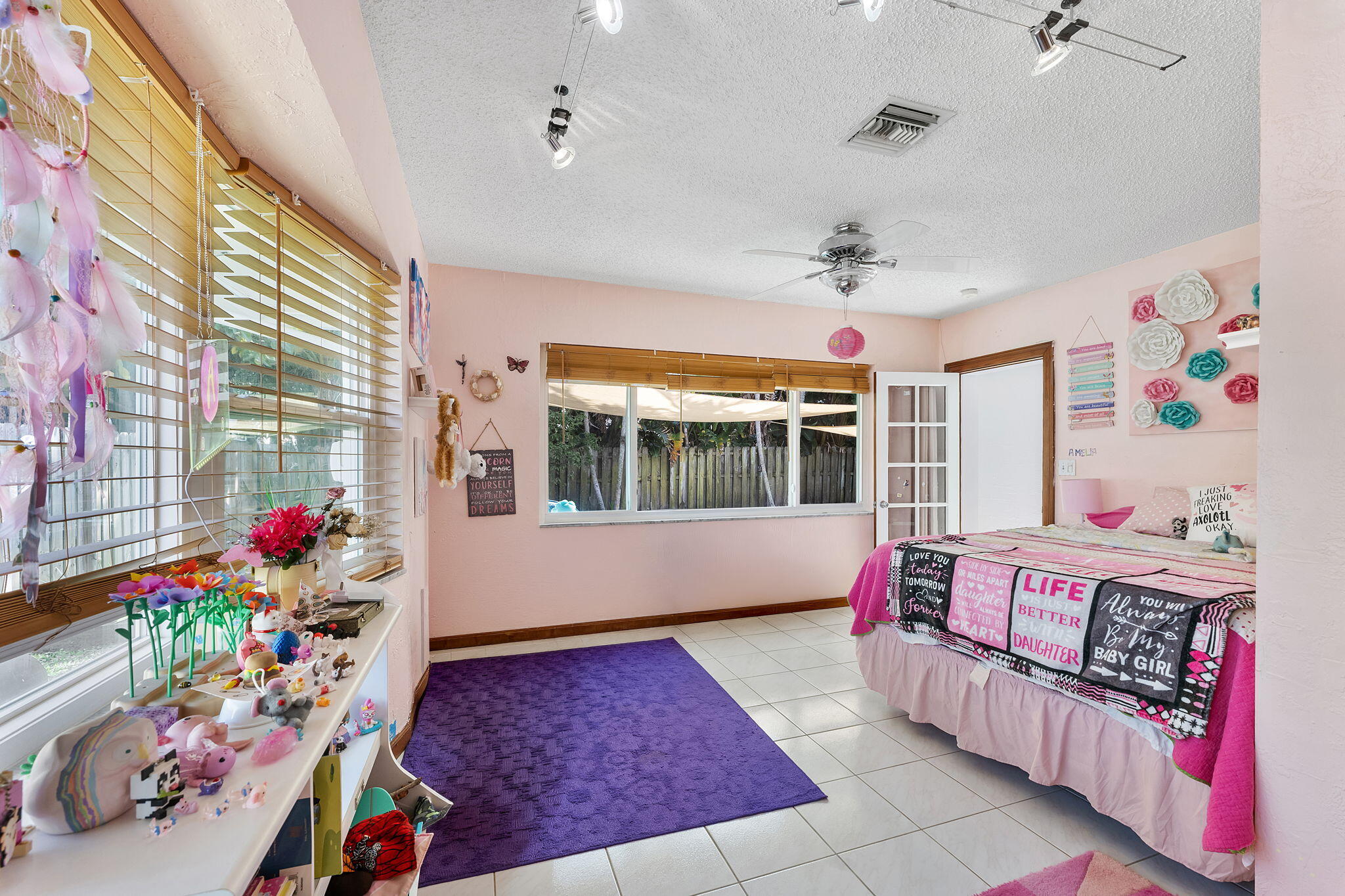 TUNISON PALMS SEC 1 - Residential