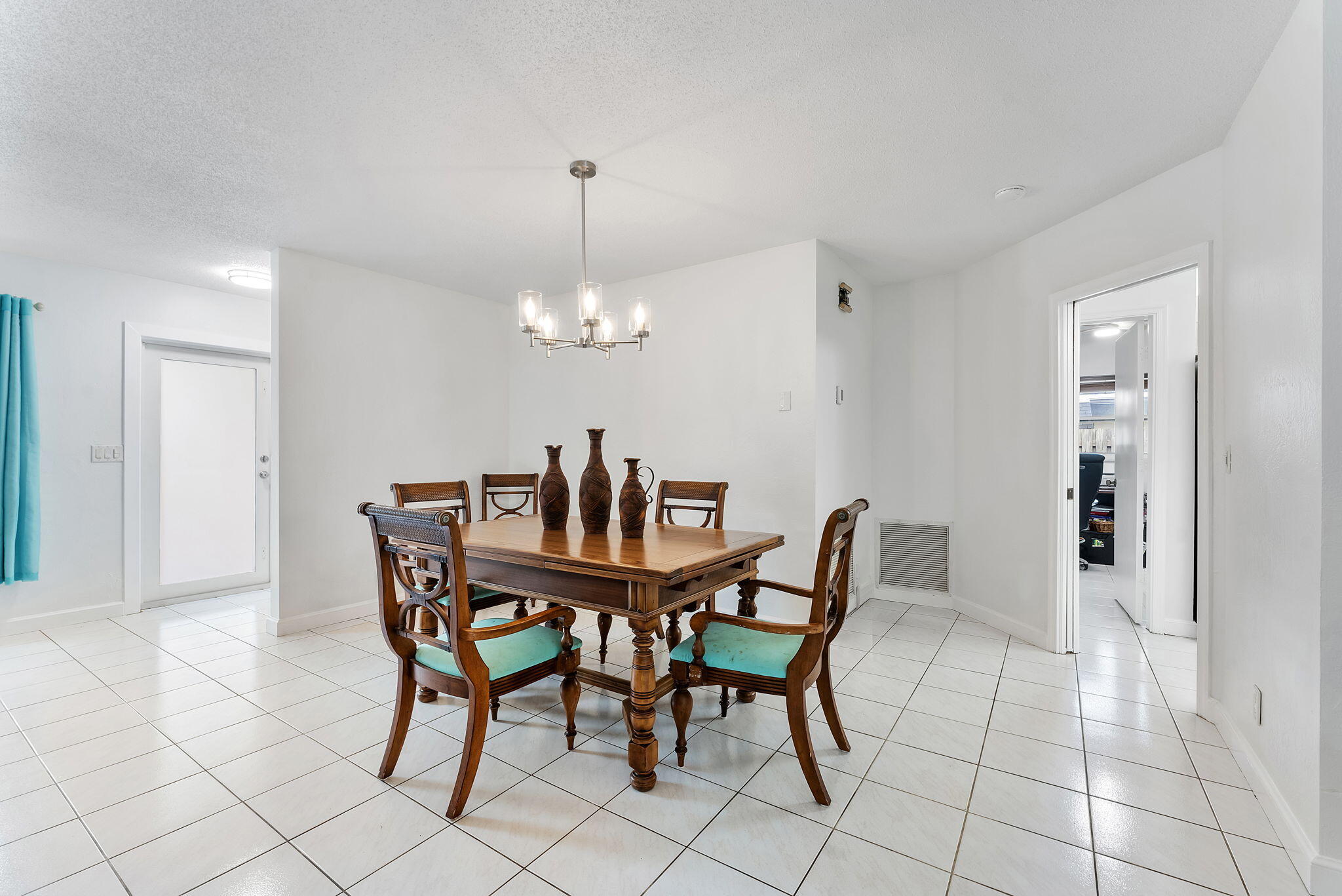 TUNISON PALMS SEC 1 - Residential