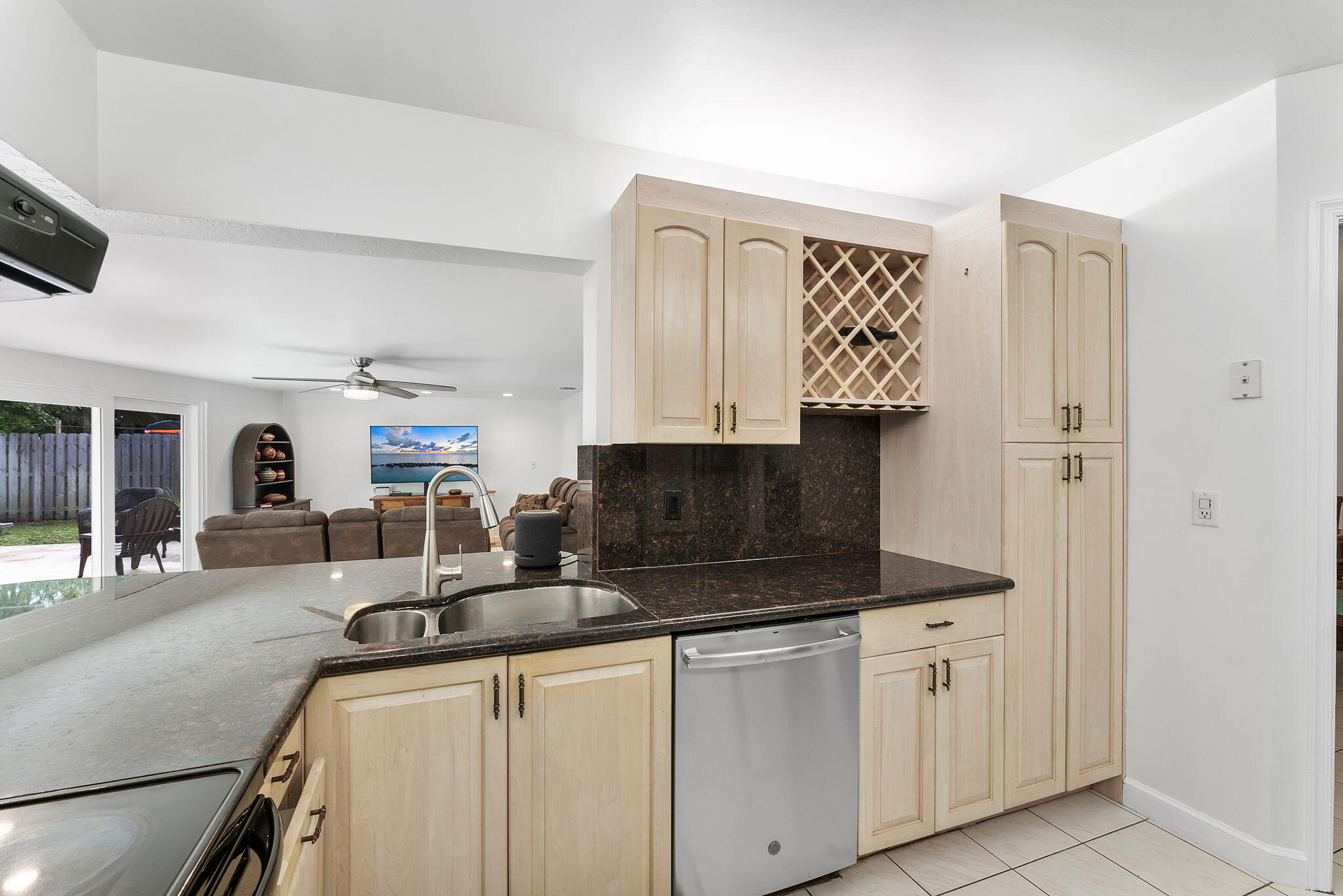 TUNISON PALMS SEC 1 - Residential