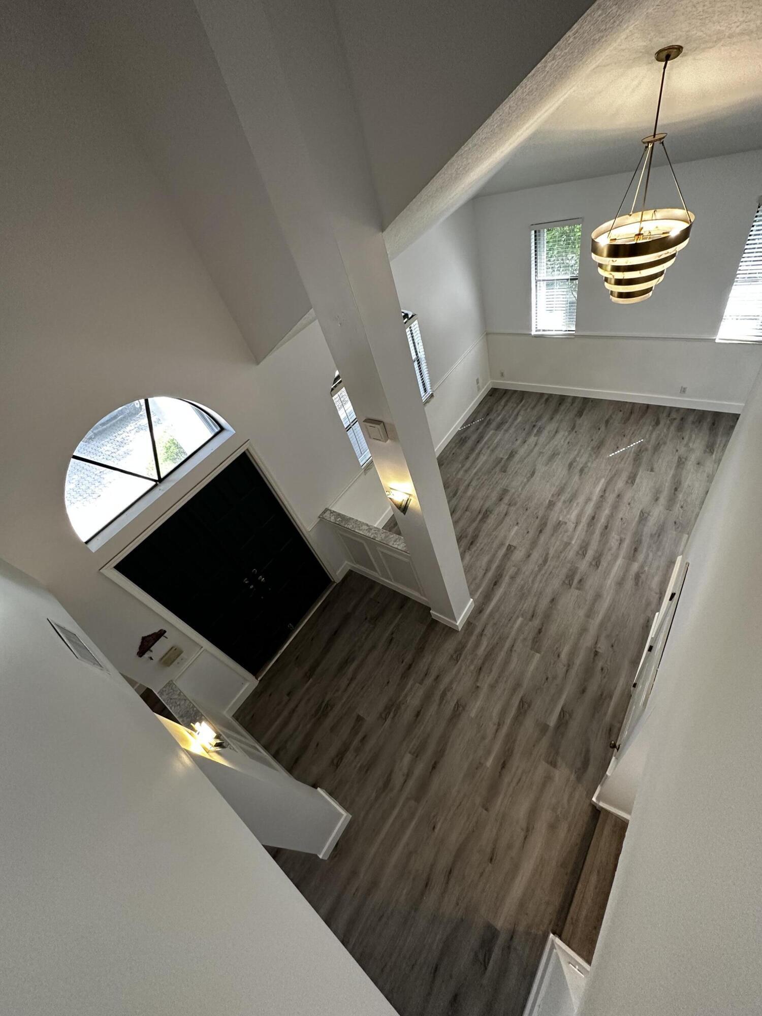 6088 Vista Linda Lane